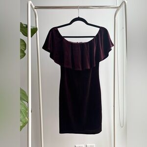 NWT - FOREVER 21 | Off-the-Shoulder Burgundy Velvet Mini Dress M